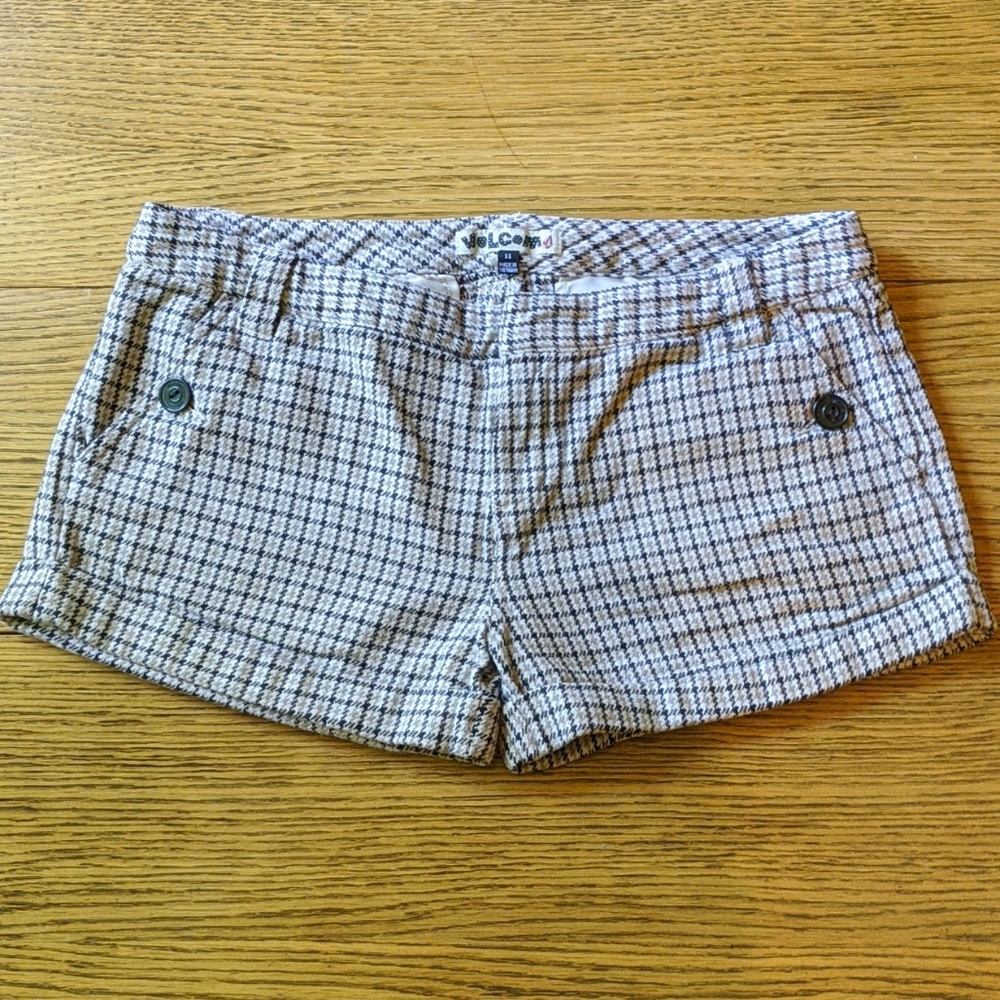 Volcom Plaid Sz 11 Cuffed Shorts